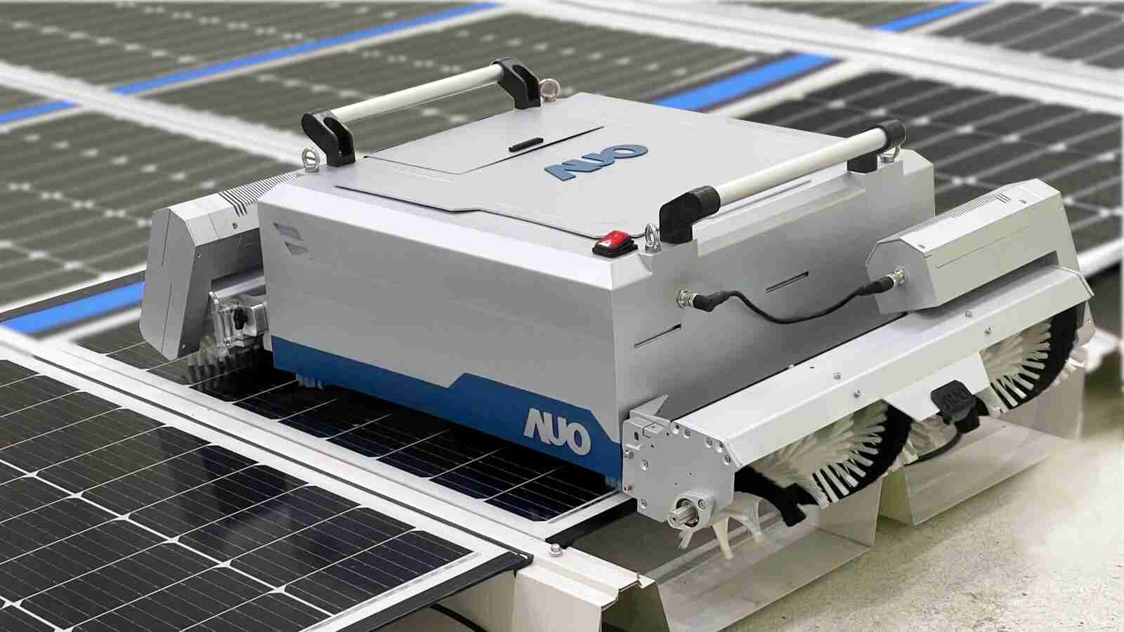 糖果派对致力EPC场域技术升级，，，导入清洁机器人搭配传感器与AI数据分析，，，，大幅减少维运成本